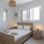 Villa Modern Poolside At Paphos *