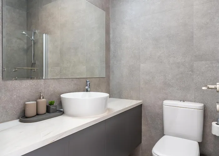 וילה Modern Poolside At Paphos